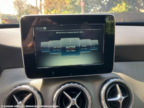 Mercedes-Benz GLA 200 STYLE 2015/2016